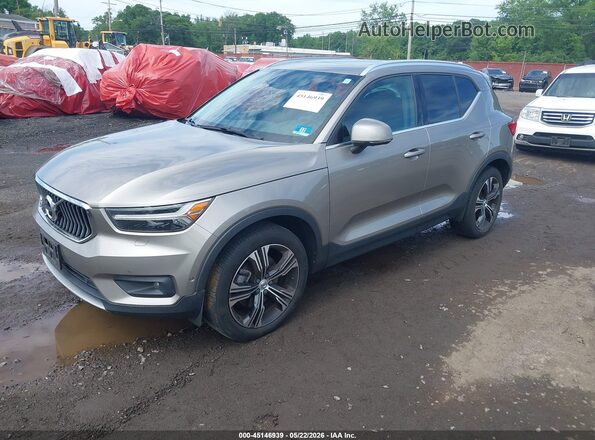 YV4162UL2M2482237 2021 VOLVO XC40 Brown Front left
