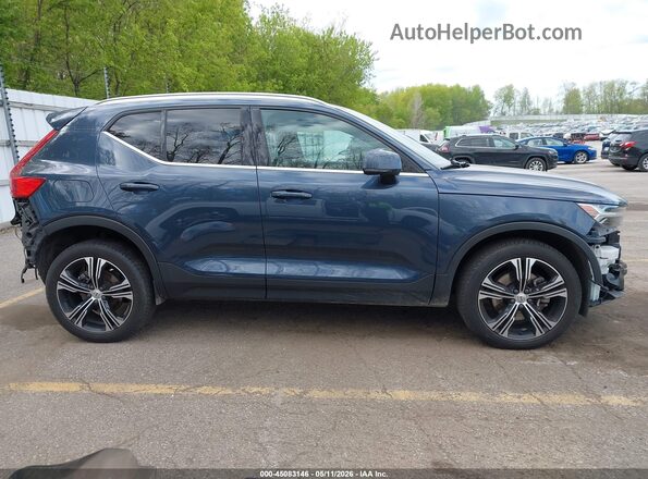 YV4162UL4L2269837 2020 VOLVO XC40 Серый Вид задней части салона