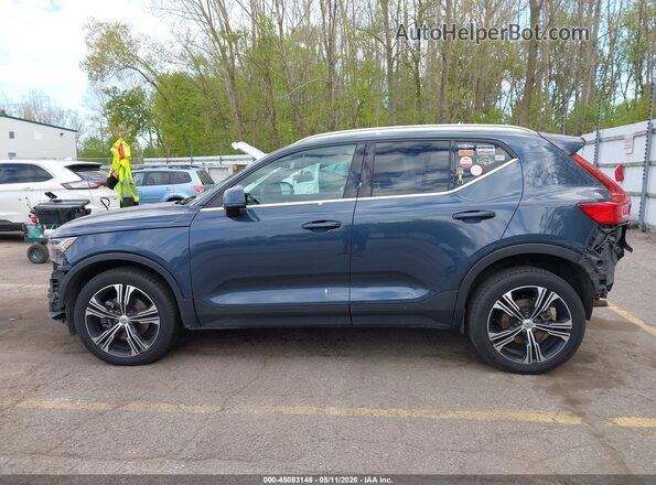 YV4162UL4L2269837 2020 VOLVO XC40 Серый Панорамный вид салона 360°