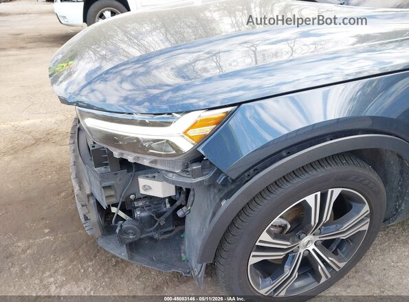 YV4162UL4L2269837 2020 VOLVO XC40 Серый 