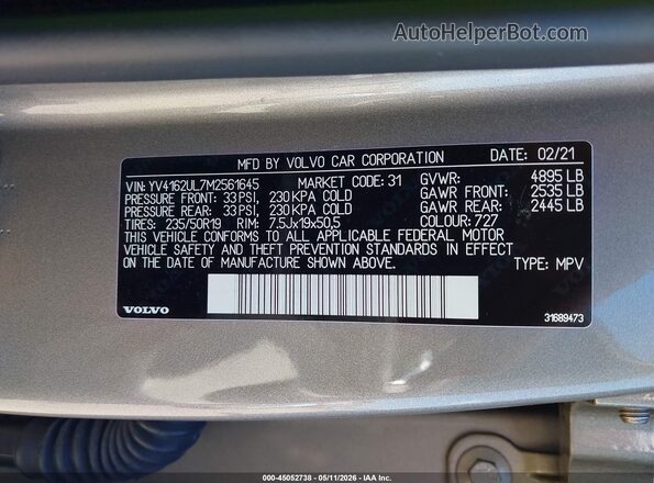 YV4162UL7M2561645 2021 VOLVO XC40 Gray Engine compartment view