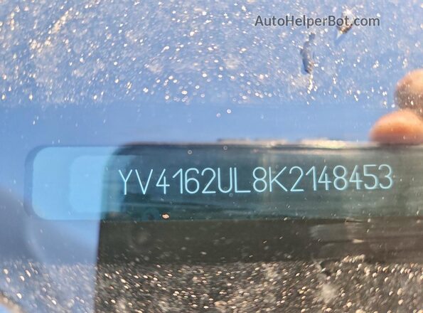YV4162UL8K2148453 2019 VOLVO XC40 Black 