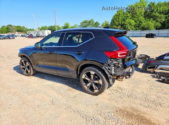 YV4162UL8K2148453 2019 VOLVO XC40 Black 