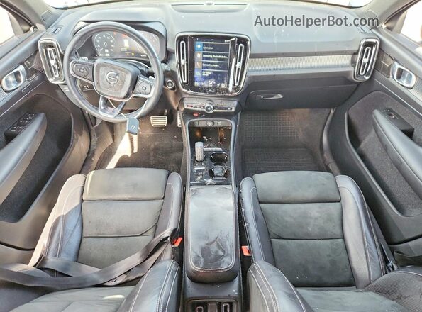 YV4162UM4K2094612 2019 VOLVO XC40 Blue Вид панелі приладів