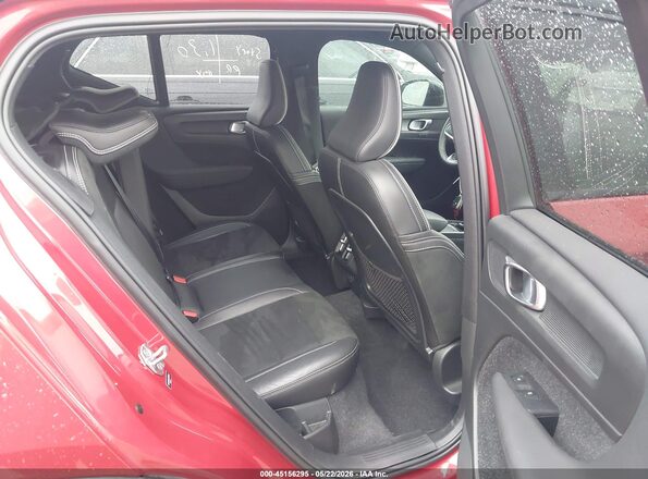 YV4162UM8L2264830 2020 VOLVO XC40 Red Vista de la etiqueta del VIN