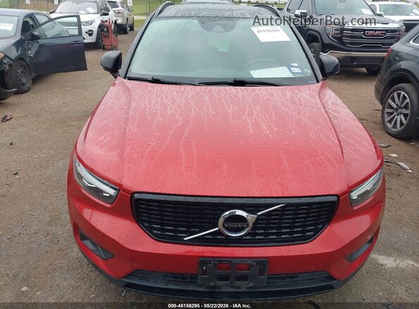 YV4162UM8L2264830 2020 VOLVO XC40 Red Vista del cuadro de instrumentos