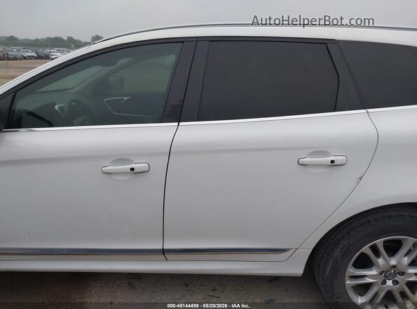 YV440MDK5G2825497 2016 VOLVO XC60 White Widok wnętrza 360 stopni