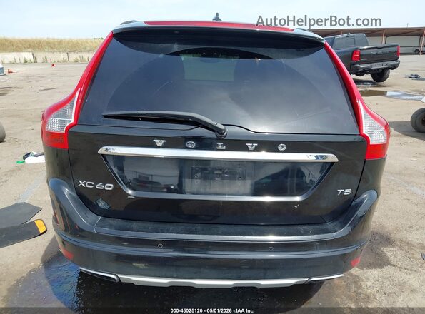 YV440MDU7H2009927 2017 VOLVO XC60 Black 