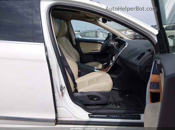 YV440MDU7H2176630 2017 VOLVO XC60 White Vista interior delantera