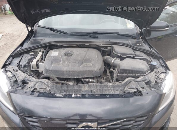 YV440MWK5J2054897 2018 VOLVO V60 CROSS COUNTRY Black Engine compartment view