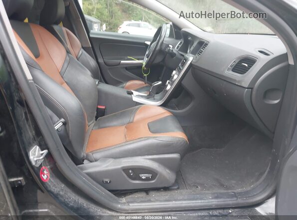YV440MWK5J2054897 2018 VOLVO V60 CROSS COUNTRY Black Rear right