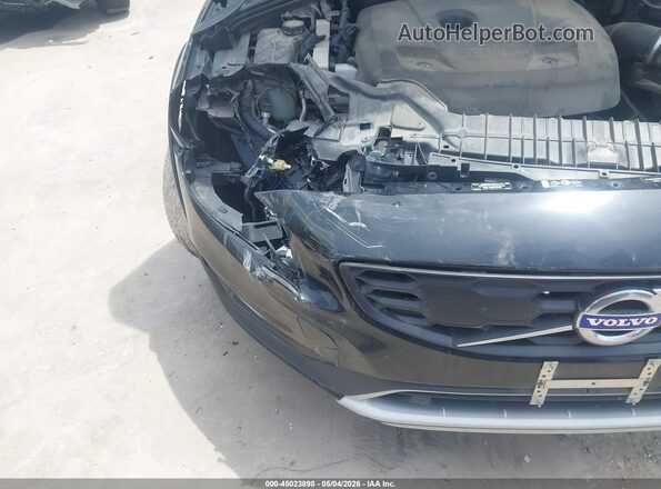 YV440MWK8H1040332 2017 VOLVO V60 CROSS COUNTRY Black Front view