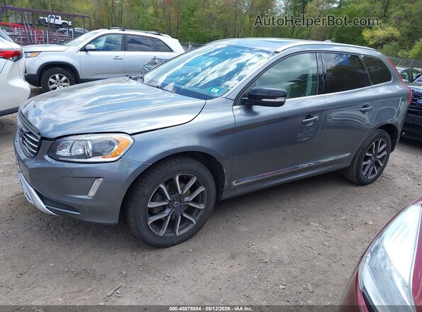 YV449MRR7H2132086 2017 VOLVO XC60 Green 