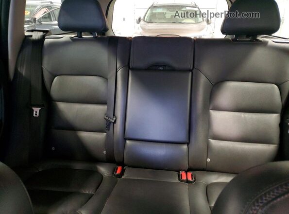 YV4612NK4G1237718 2016 VOLVO XC70 Black Rear seats view