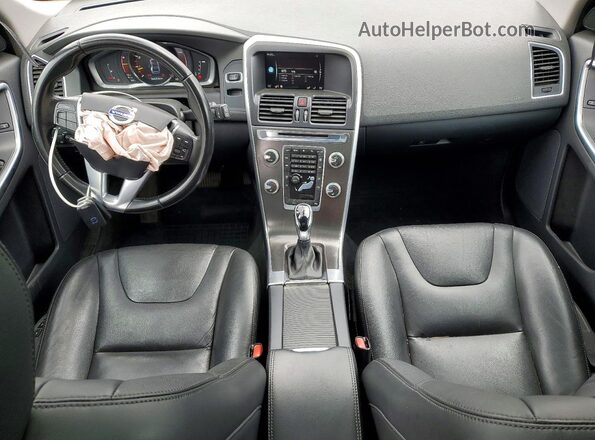 YV4612RK8G2820961 2016 VOLVO XC60 Silver 