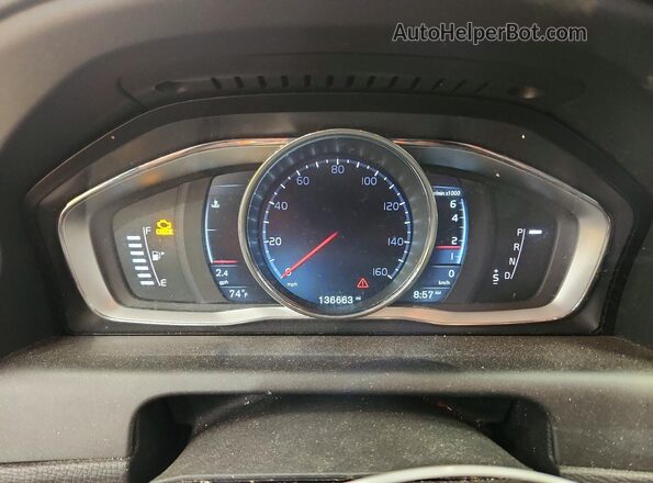 YV4902RK2G2788086 2016 VOLVO XC60 Black Սարքավորումների վահանակի տեսք
