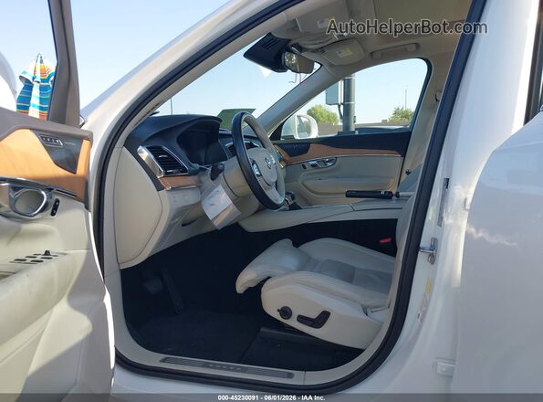 YV4A221L7L1624344 2020 VOLVO XC90 White Вид салону спереду