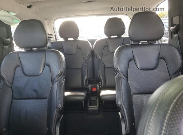 YV4A221L9L1618416 2020 VOLVO XC90 White Widok tylnych siedzeń