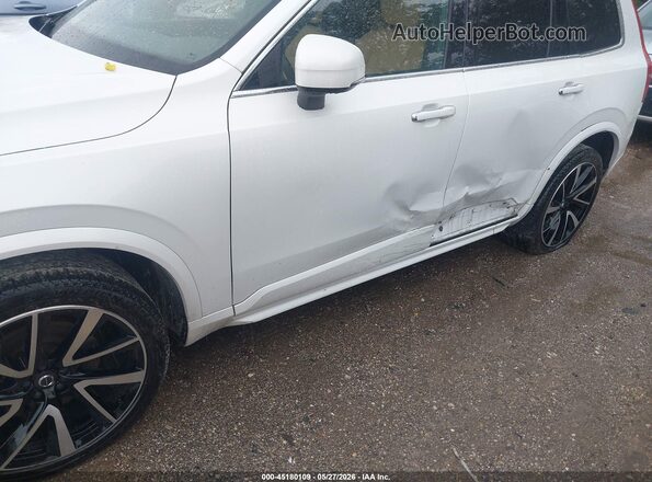 YV4A22PK5J1372332 2018 VOLVO XC90 White 