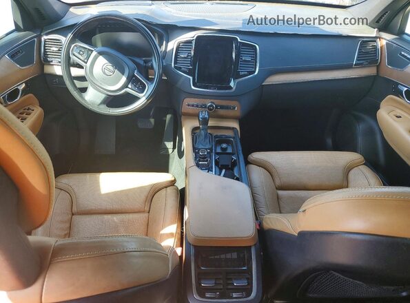 YV4A22PL2H1106687 2017 VOLVO XC90 Черный Вид панели приборов
