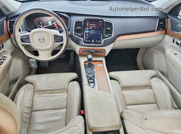 YV4A22PL7H1171101 2017 VOLVO XC90 Белый Вид панели приборов