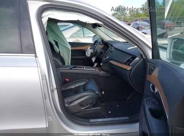 YV4A22PLXK1466488 2019 VOLVO XC90 Silver Вид салону спереду