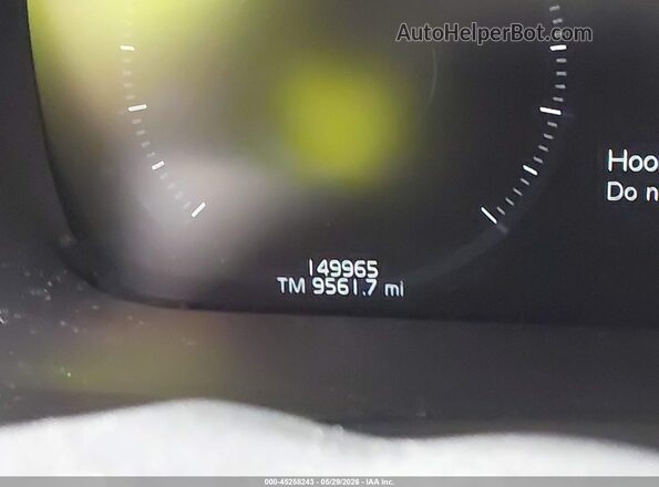YV4A22PM6K1514979 2019 VOLVO XC90 White 