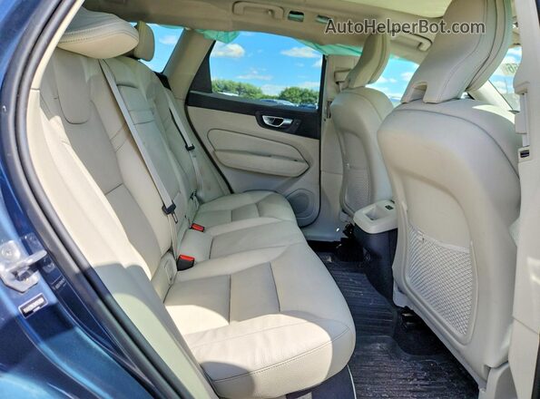 YV4A22RK2M1743058 2021 VOLVO XC60 Blue Rear interior view