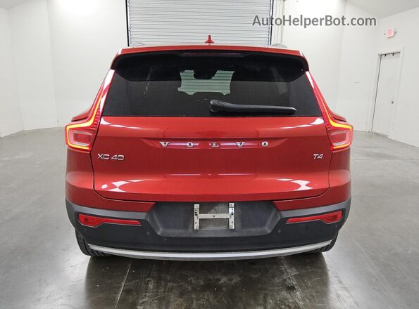 YV4AC2HK7M2590699 2021 VOLVO XC40 Red 