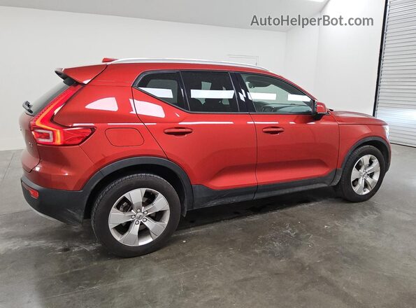 YV4AC2HK7M2590699 2021 VOLVO XC40 Red 