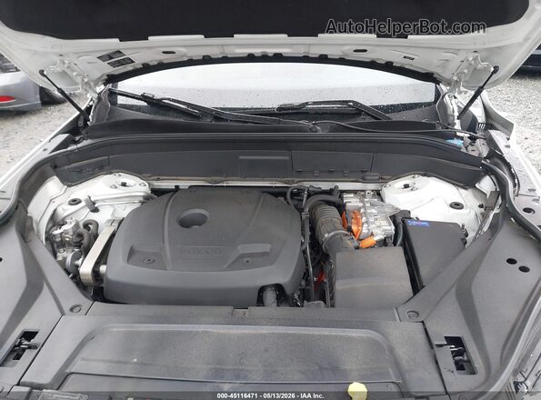 YV4BC0PL3H1183218 2017 VOLVO XC90 HYBRID White Вид ззаду