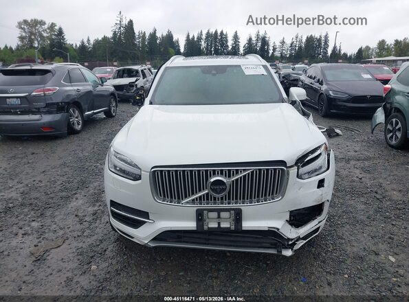 YV4BC0PL3H1183218 2017 VOLVO XC90 HYBRID White Вид задньої частини салону