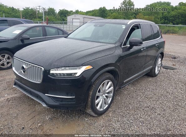 YV4BC0PL5H1114448 2017 VOLVO XC90 HYBRID Черный Передняя левая четверть