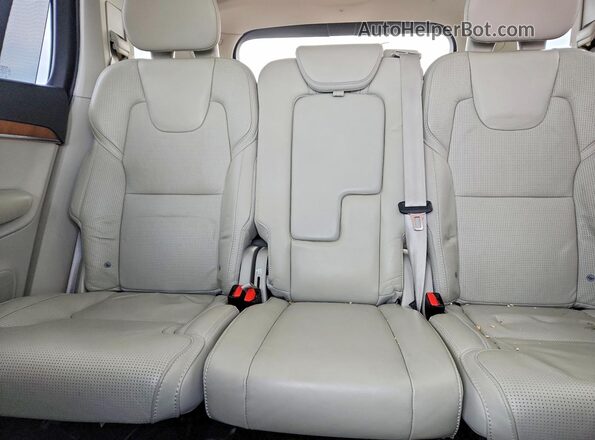 YV4BR0CL5L1618687 2020 VOLVO XC90 White უკანა სავარძლების ხედი