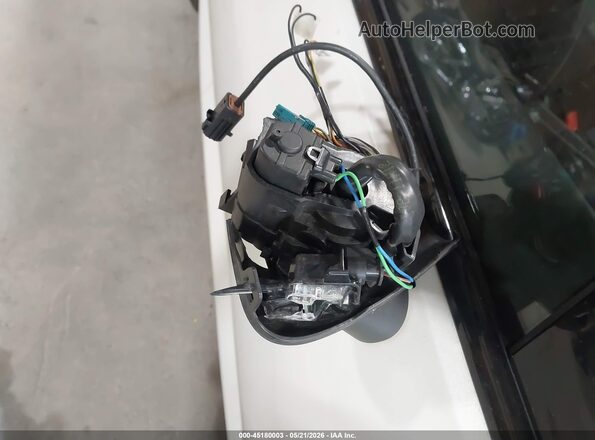 YV4ED3UB7N2700341 2022 VOLVO XC40 RECHARGE PURE ELECTRIC White 