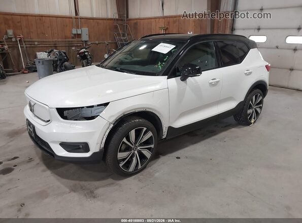 YV4ED3UB7N2700341 2022 VOLVO XC40 RECHARGE PURE ELECTRIC White Передня ліва чверть