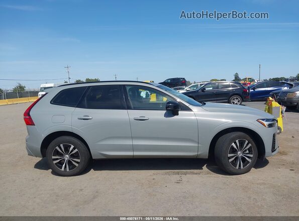 YV4H60DK6R1847204 2024 VOLVO XC60 RECHARGE PLUG-IN HYBRID Gray Вид задньої частини салону