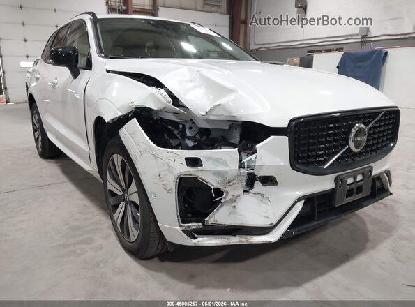 YV4H60DL0R1842282 2024 VOLVO XC60 RECHARGE PLUG-IN HYBRID White წინა ხედი