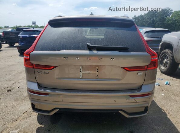 YV4H60DL6R1782587 2024 VOLVO XC60 Gold Widok z tyłu