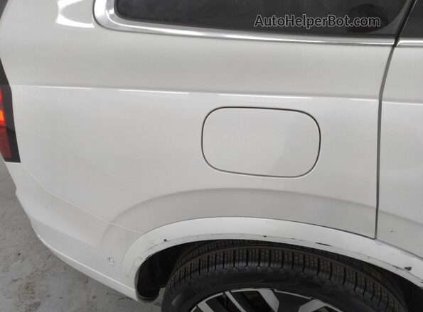 YV4H60PB9S1377669 2025 VOLVO XC90 White 