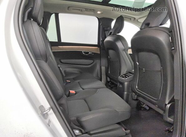 YV4H60PB9S1377669 2025 VOLVO XC90 White 