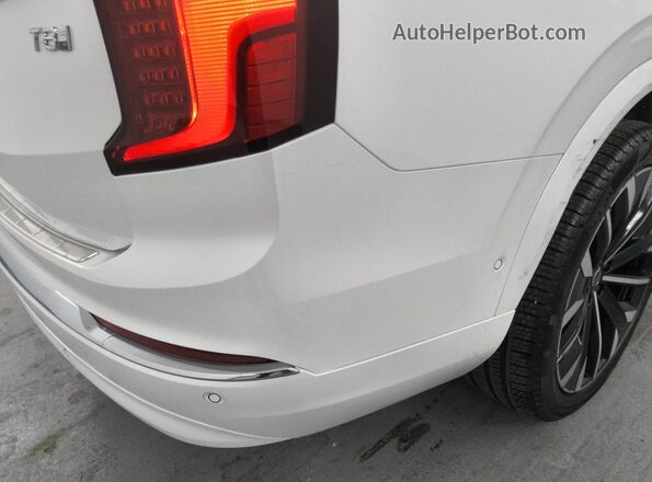 YV4H60PB9S1377669 2025 VOLVO XC90 White 