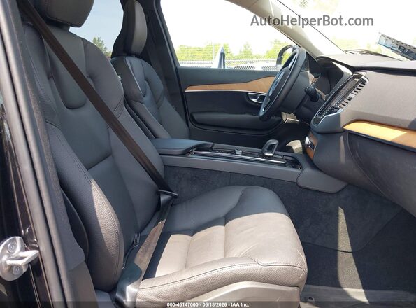 YV4H60PE0S1318794 2025 VOLVO XC90 PLUG-IN HYBRID Black წინა სალონის ხედი