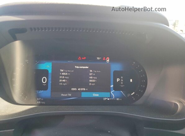 YV4K92HM5P2054262 2023 VOLVO XC40 Серебряный Вид щитка приборов