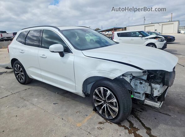 YV4L12DV1P1211740 2023 VOLVO XC60 White Delantero derecho