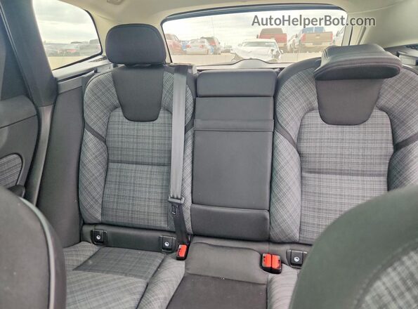 YV4L12DV1P1211740 2023 VOLVO XC60 White Vista de los asientos traseros