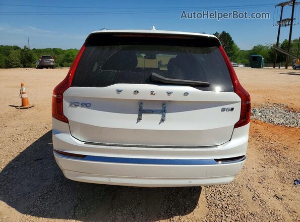 YV4L12PE4R1146395 2024 VOLVO XC90 White Rear view