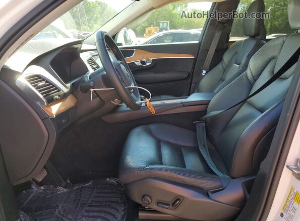 YV4L12PE4R1146395 2024 VOLVO XC90 White Front interior view