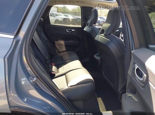 YV4L12RK0N1086385 2022 VOLVO XC60 Blue Вид наклейки з VIN-кодом