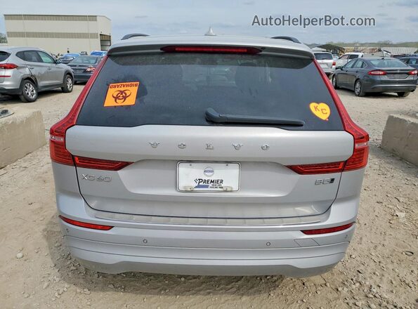 YV4L12RK4N1064888 2022 VOLVO XC60 Silver Rear view